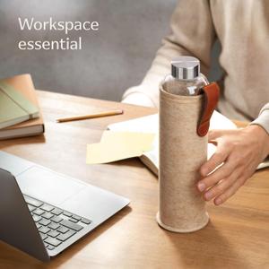 Cosumy Glass Water Bottle 25oz with Felt Sleeve - Borosilicate Glass - Leakproof Lid - BPA Free - Ideal for Work, Travel & Gym (Sand Brown)