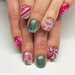 Christmas Snowflake Press on Nails Short Red Green Stripe Fake Nails Square Nails Reusable Christmas Acrylic Nails Full Cover Green Glitter False Nails Christmas Tree Stick on Nails for Women 24Pcs