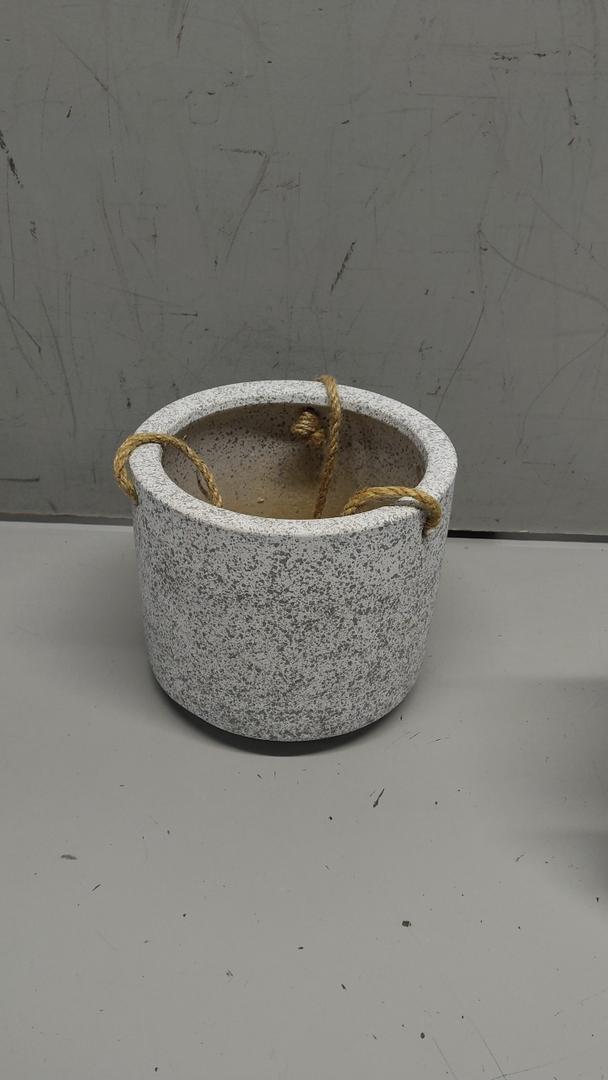 CERAMIC HANG BASKET EACH