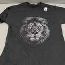 Lion Head Graphic Face Art Design T-Shirt Size S