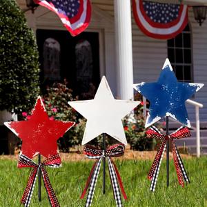 Amyhill 4th of July Outdoor Decor Patriotic Star Metal Garden Stakes Welcome Yard Signs Retro Red White Blue American Star Garden Stakes for 250th Anniversary Patio Lawn Walkway Outside Decorations