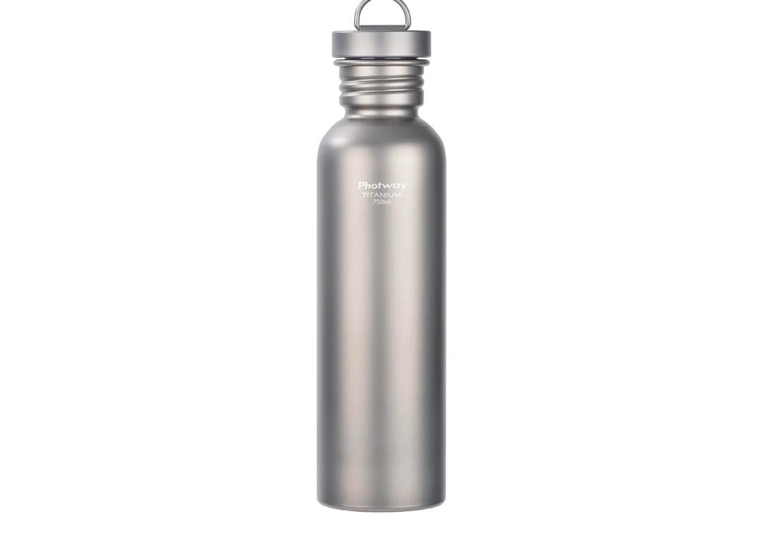25oz Titanium Water Bottle, Ultralight Single Wall Titanium Flask for Boiling Water, Leakproof Sports Bottle for Camping, Hiking, Cycling & Outdoor Use
