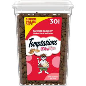 Temptations Cat Treats MixUps Backyard Cookout Flavor Crunchy, Soft Cat Treats, 30 oz. Tub, BBD: 06/2027 (1.88 Pound (Pack of 1))