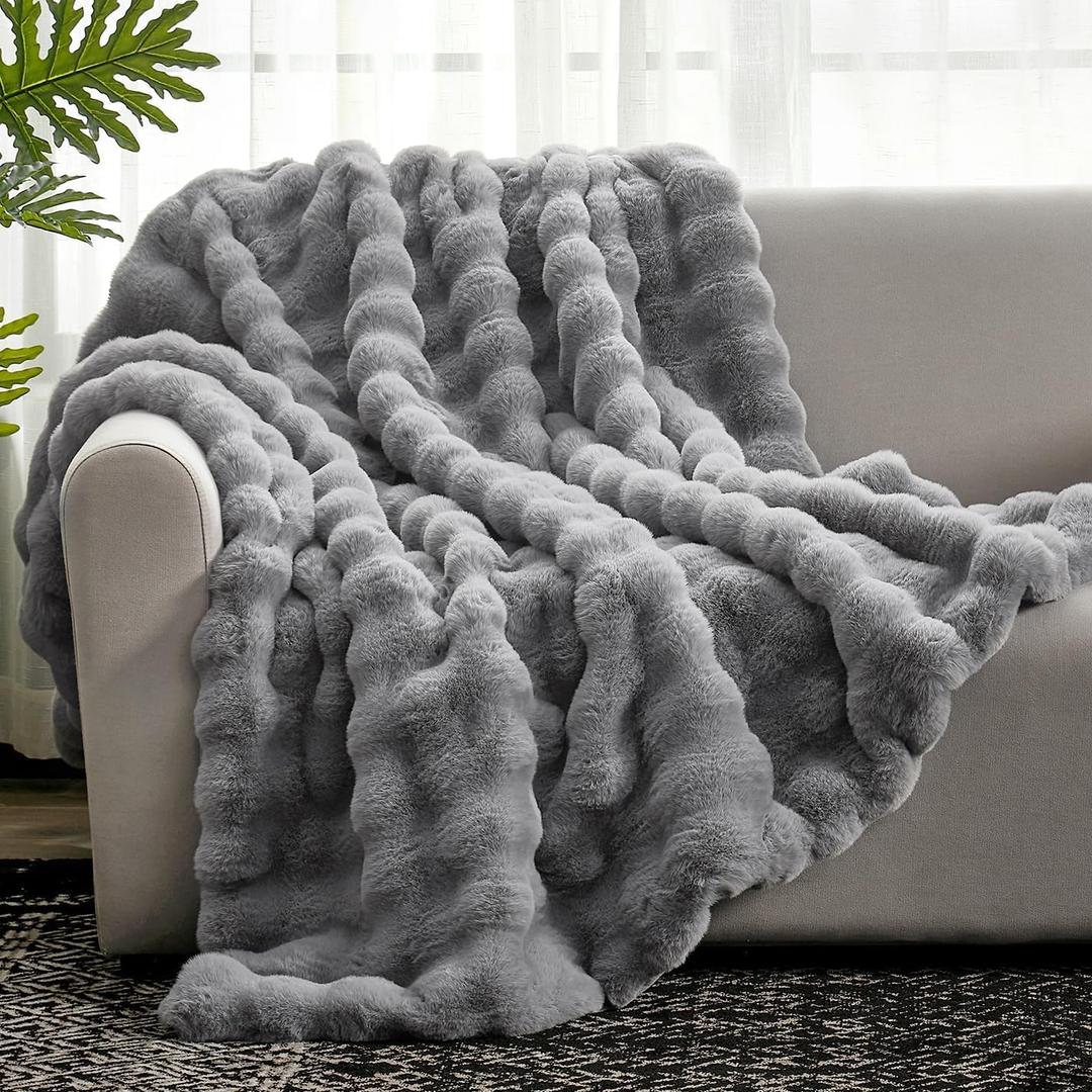 Cozy Bliss Faux Fur Throw Blanket for Couch, Fuzzy Soft Plush Thick Bubble Blanket for Sofa Bedroom Living Room, 108 * 90 Inches Light Grey