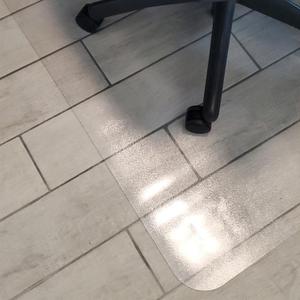PVC Office Chair Mat, 30" X 40" 36" X 48" 44" X 55" 63" X 59" 118" X 71" Transparent Rectangular Floor Protector, Clear Non Slip Desk Chair Mat for Hard Floor (Color : 0.06" Thick, Size : 35" X 47"