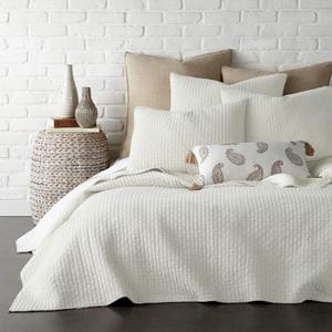 Levtex Home - Cross Stitch Cream Quilt Set - Full/Queen Quilt + Two Standard Pillow Shams - Cross Stitched Pattern - Quilt Size (88x92in.) and Pillow Sham Size (26x20in.) - Reversible - Cotton Fabric