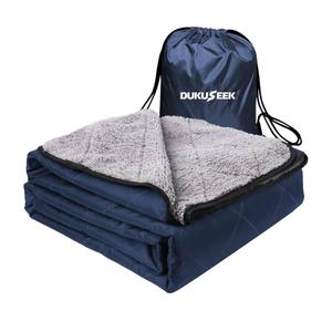 DUKUSEEK Outdoors Waterproof Throw Blanket with Hood, 79”x 59” Sherpa Fleece Stadium Windproof Blankets for Boat, Traveling, Camping, Football, Dogs, Outdoor Sporting Events-Machine Washable