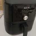 Instant Pot Vortex 6QT XL Air Fryer, 4-in-1 Functions that Crisps, Roasts, Reheats, Bakes for Quick Easy Meals, 100+ In-App Recipes, is Dishwasher-Safe, from the Makers of Instant Pot, Black, 6 Quarts
