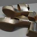 Aerosoles Women's Camera Heeled Sandals (8.5, Gold Metallic Leather)