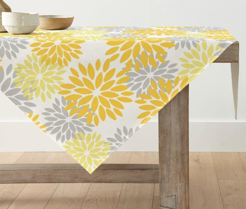 Artoid Mode Table Linen, Flowers, Yellow Dahlia, Summer, Seasonal, Kitchen Table Decoration, Indoors, Holidays, Party Decor, size: 49" x 58"