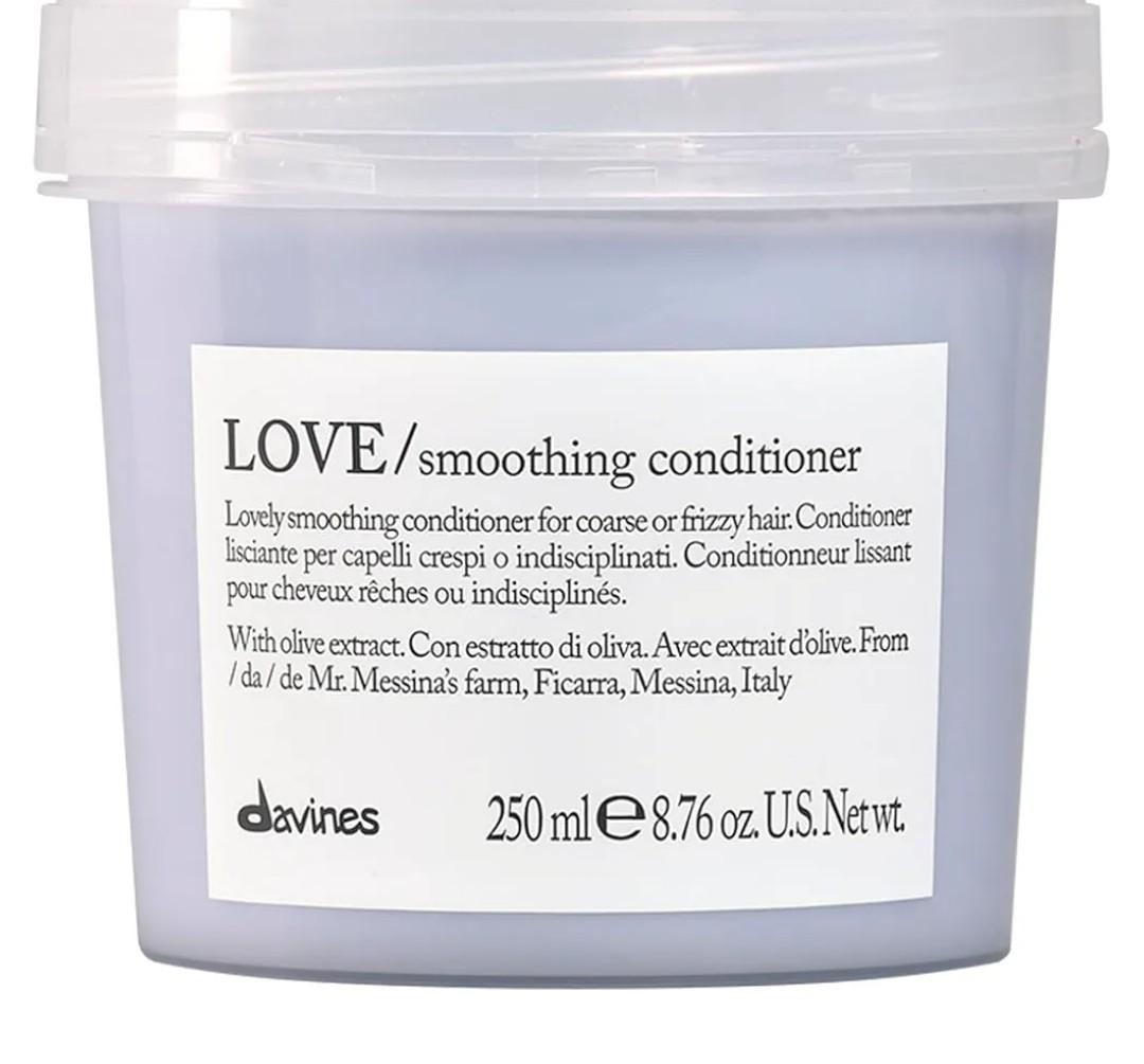 Davines LOVE Smoothing Conditioner, Smoothing Formula for Frizzy or Coarse Hair, Soften and Nourish, 8.45 Fl Oz (Pack of 1)