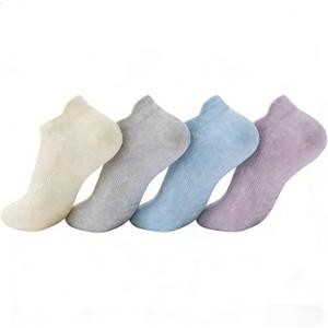 Womens Pilates Socks with Grips Non Slip Yoga Socks for Barre, Ballet, Dance, Workouts (Blue)