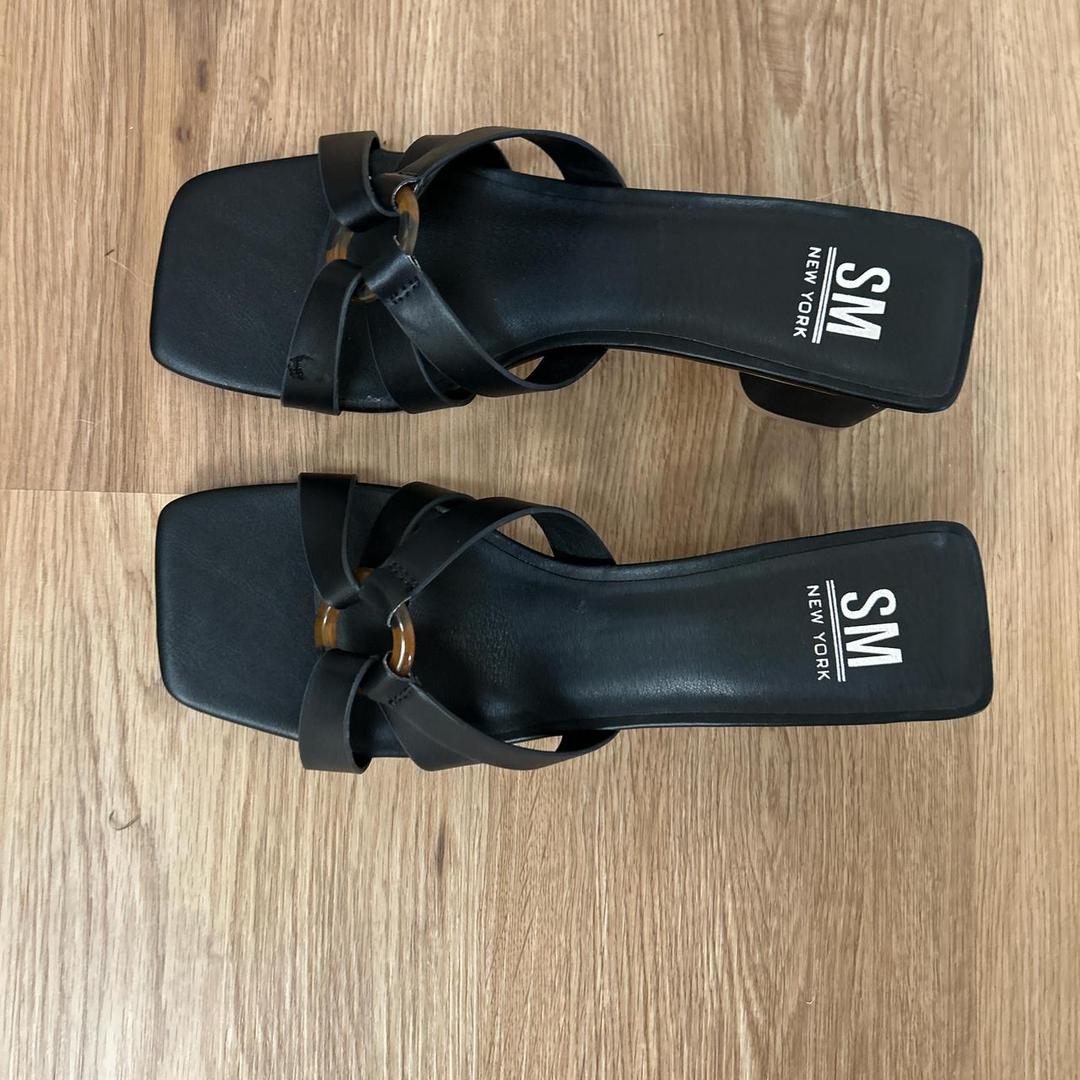 Women's Black Mules
SM New year 7,5