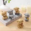 2 Pack Highland Cow Brown DecorScottish Highland Cow Decor Resin Sculpture, Highland Cow Figurine Gifts Decorations Home Farmhouse Tiered Tray Decor Home Kitchen Desk Decor Decor(Brown,Holding Flower
