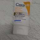 CeraVe Hydrating Mineral Sunscreen SPF 30 with Sheer Tint, Tinted Mineral Sunscreen with Zinc Oxide & Titanium Dioxide, Blends Seamlessly For Healthy Glow, Deep, 1.7 Oz