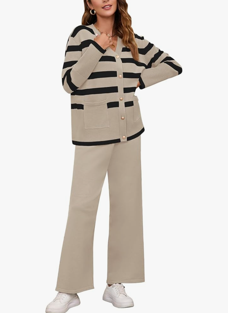 Viottiset Women's 2 Piece Outfits Stripe Sweatsuit Set Long Sleeve Button Sweatshirt Wide Leg Sweatpants Lounge Set XL