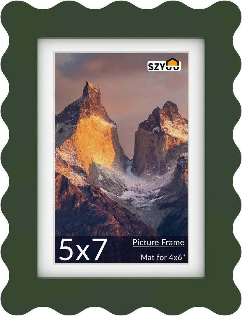 5x7 Wavy Picture Frame with Mat for 4x6, Real Glass and Wooden Frame - Tabletop or Wall Hanging Photo Frame(1 Pack, Green)