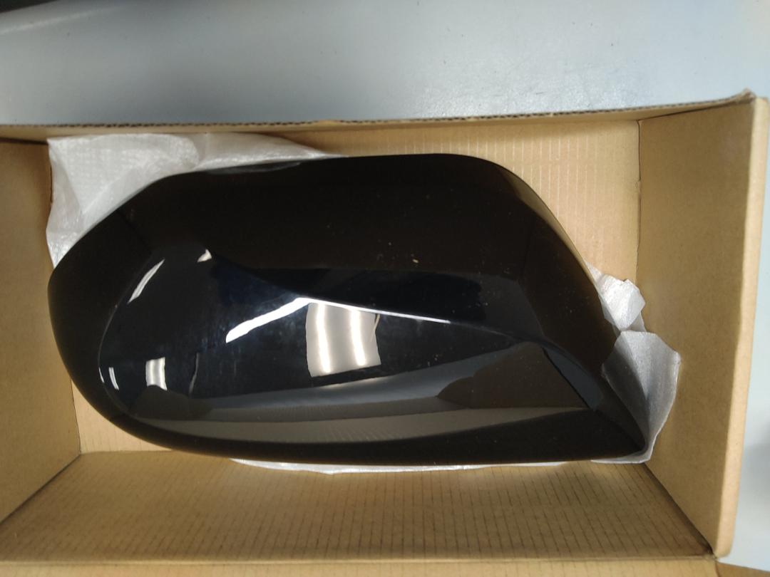 Side Mirror Cover, Compatible with Toyota Camry XLE/XSE/Hybrid XLE 2018-2021, Car Mirror Housing Cover Passenger Rear View Mirror Cap, 87915-06130/87945-06130/8791506130/8794506130, Right