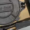 Uno Casa Cast Iron Tortilla Press 8 Inch - Tortilla Maker Press, Pre-Seasoned Roti Maker with 100 Pcs Parchment Paper - Heavy Duty Quesadilla Maker for Homemade Flatbreads, Rotis, Empanadas