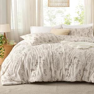 Bedsure Queen Comforter Set - Sage Green Bed Set, 3 Pieces Cute Floral Bedding, 1 Soft Reversible Botanical Flowers Comforter and 2 Pillow Shams