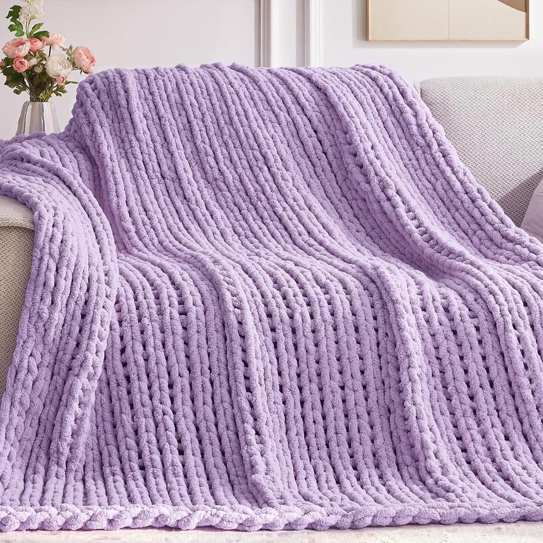 Negwoo Chunky Knit Throw Blanket, 30''*40'' Knitted Throw Chenille Yarn for Bed Couch, Handmade Light Purple Crochet Big Thick Blanket, Machine Washable Cute Comfy Blanket for Home Decor