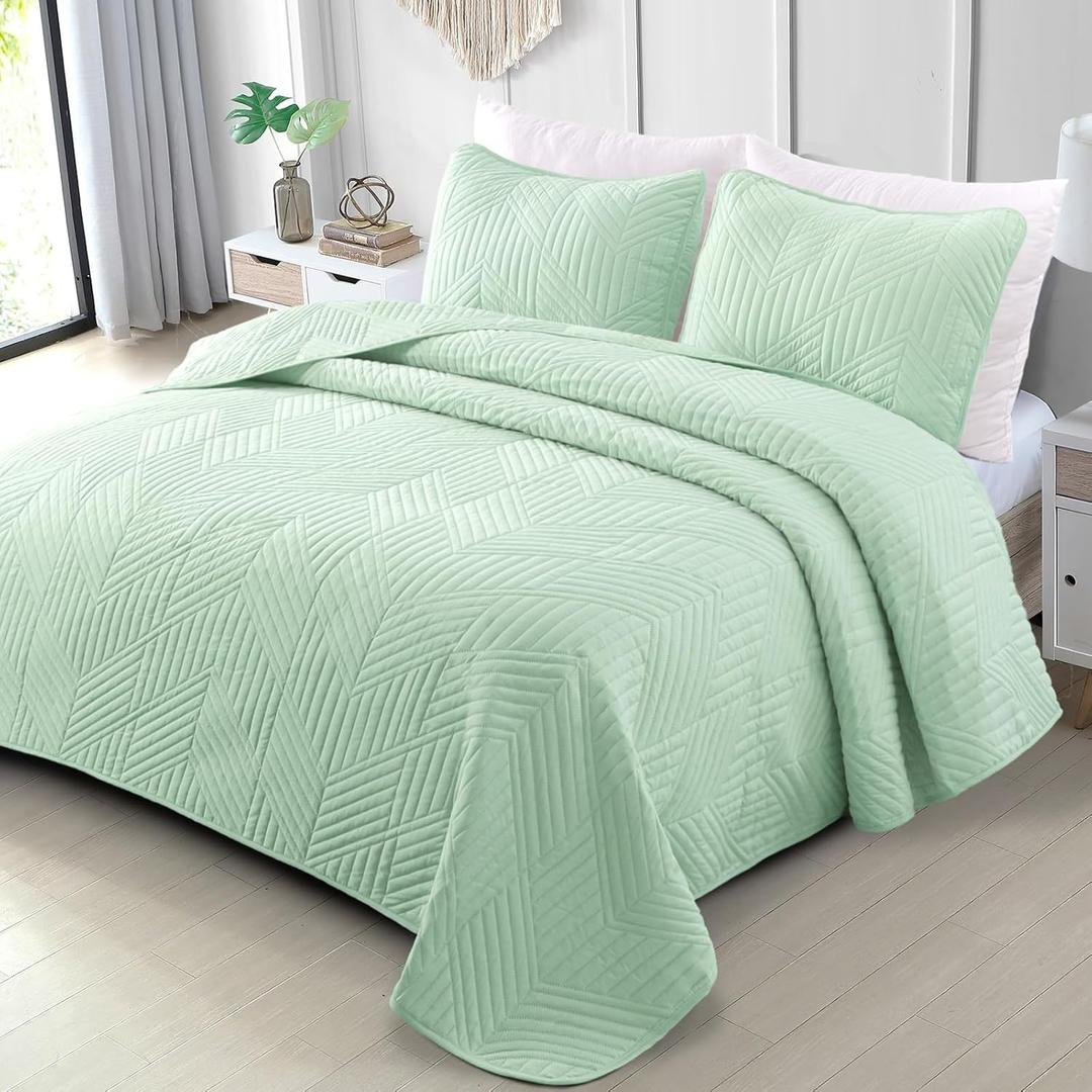 Exclusivo Mezcla Ultrasonic Full Queen Quilt Bedding Set, Lightweight Mint Green Bedspreads Soft Modern Geometric Coverlet Set for All Seasons (1 Quilt and 2 Pillow Shams)
