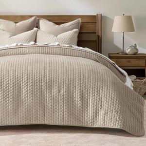 EVERGRACE Luxury Velvet Quilt Set King Size 3 Piece, Soft Cross-Stitch Velvet Comforter Set with Pillow Shams, Lightweight Coverlet Bedspread Bedding Set for All Seasons, Light Taupe, King (104" x 92")