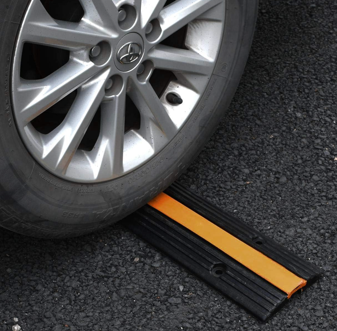 1 Pack Rubber Cable Ramp Hose Cable Protector Ramp 1 Channel 11000Lbs Load Capacity Traffic Speed Bump Wires Power Lines Extension Cord Cover for Indoor Outdoor