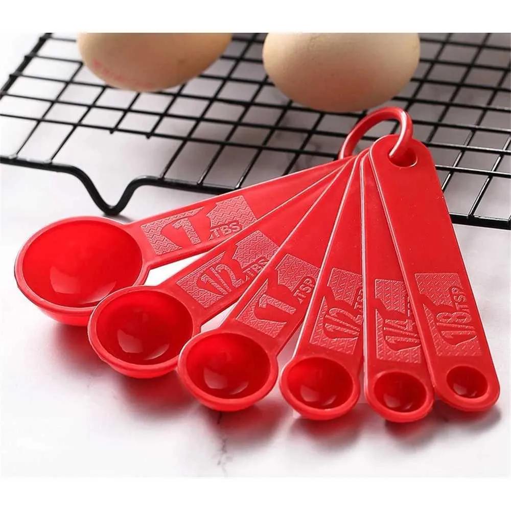 6 Piece Measuring Spoons, Red