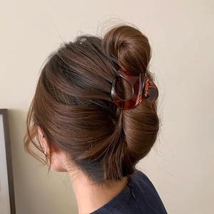 Vintage Small Claw Hair Clips for Women Brown Medium Hairclip Plastic Thick Hair Nonslip Claw Clips Strong Hold Hair Accessories