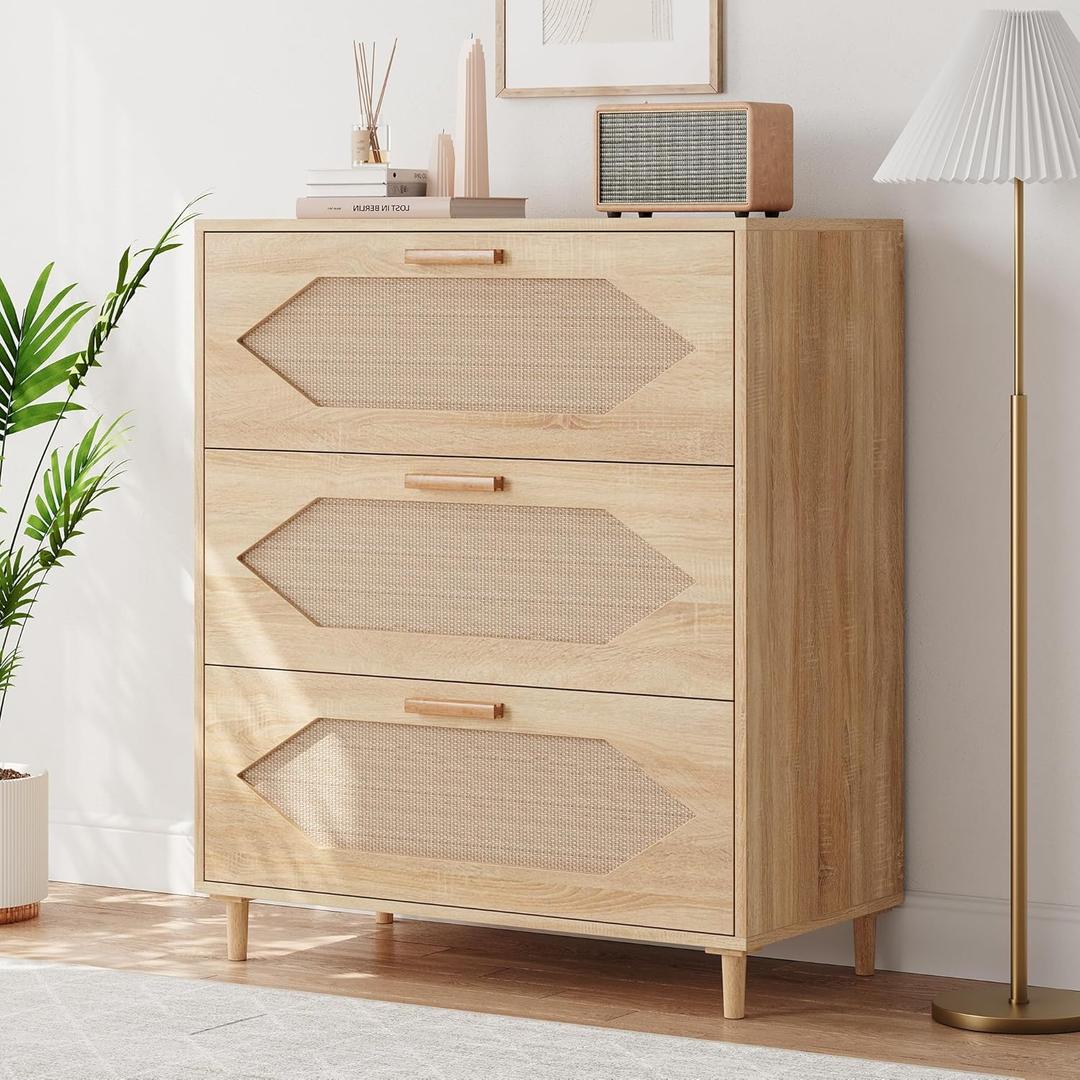 Dressers for Bedroom, 3 Drawer Rattan Dresser with Spacious Storage, Modern Wood Chest of Drawers, Rustic Oak Wooden Nightstand for Bedroom, Living Room, Hallway, Easy Assembly, Closet Organi