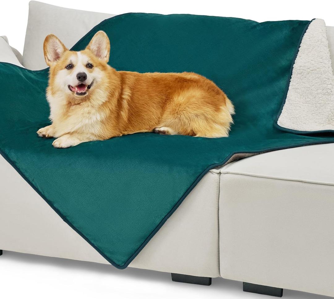 Bedsure Cat Blanket for Indoor Cats - Waterproof Calming Cat Blankets for Couch Protection, Sherpa Fleece Pet Blanket, Soft Plush Reversible Throw Furniture Protector, 50"x40", Green