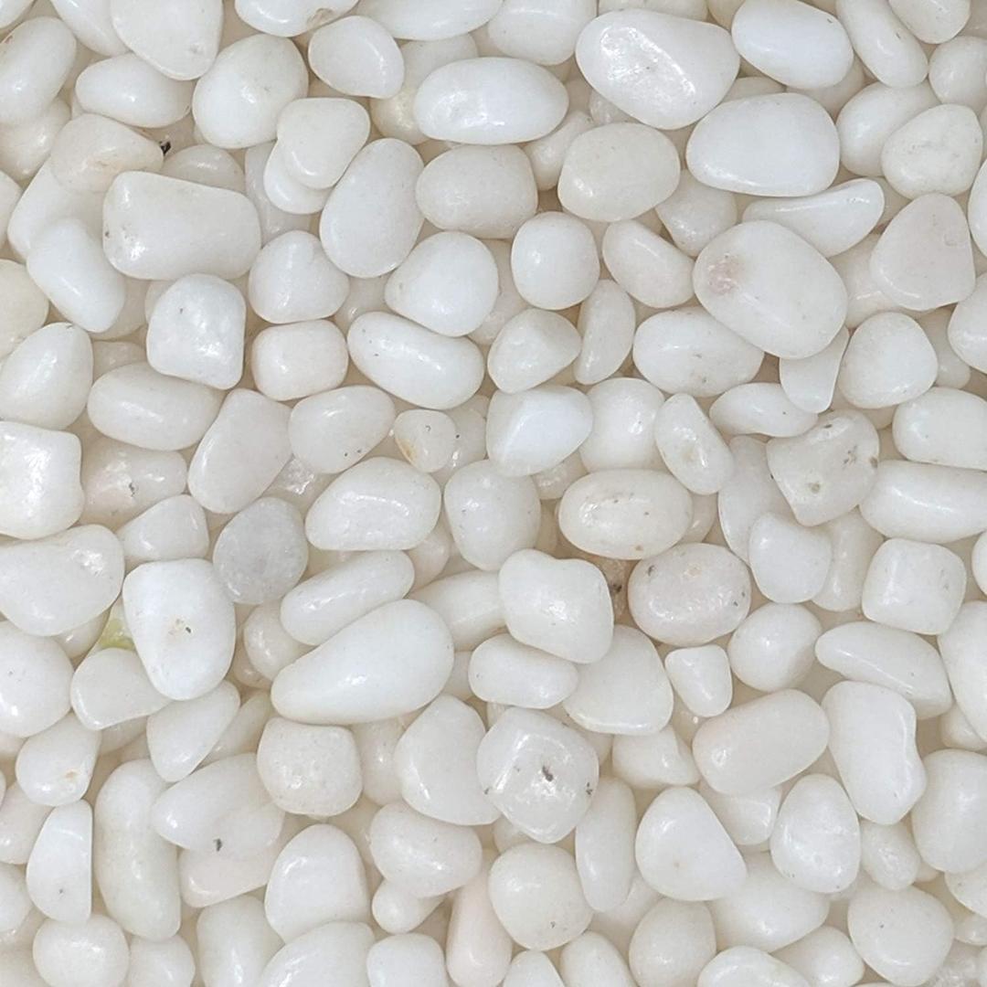 Midwest Hearth Decorative Polished White Pebbles 3/8" Gravel Size (2-lb Bag)