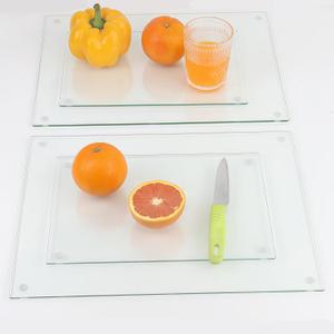 4Pcs Tempered Glass Cutting Board for Kitchen Countertop with Rubber Feet Non-slip Chopping Board Clear Cutting Board Scratch Resistant,Heat Resistant,Shatter Resistant,Dishwasher Safe (clear-4pcs) (clear-4 pcs)