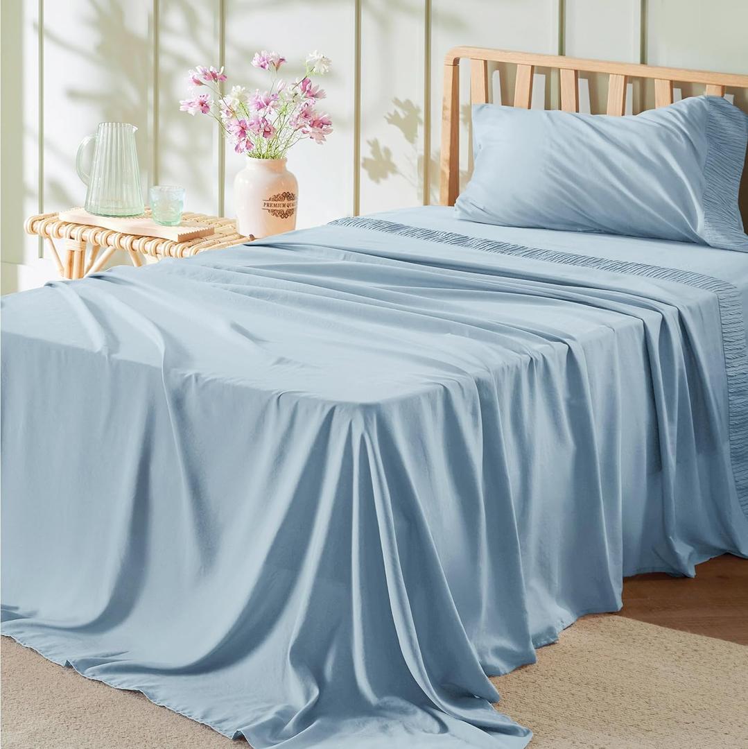 Bedsure Twin Sheets Set - 3 Pieces Soft Twin Bed Sheets - Breathable & Cooling - Hotel Luxury - Easy Care Polyester Microfiber Bedding for Women, Men, Light Blue