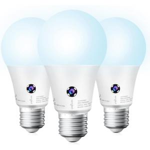 Sengled Dusk to Dawn Light Bulbs Outdoor, A19 LED Sensor Bulbs 3 Pack, 5000K Daylight 1200 Lumens, 75W Equivalent 10.5W, E26 Base Automatic On/Off Photocell Light Bulbs for Porch and Garage