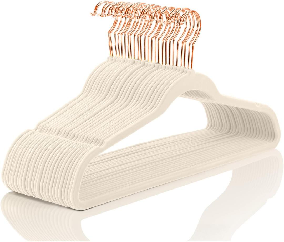 MIZGI Premium Velvet Hangers (50 Pack) Heavy Duty - Non Slip Felt Hangers - Blush Pink & Beige- Rose Gold 360 Degree Swivel Hooks,Space Saving Clothes Hanger,Durable Strong Hanger for Suits,Coats,Dress MiX