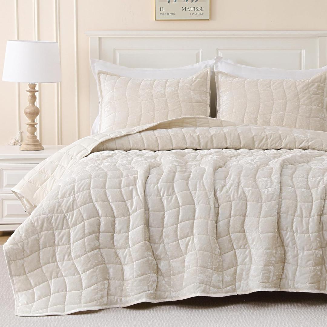 DOWNCOOL 3 Pieces Velvet Quilt Set King Size, Cream White | All Season Soft Lightweight Quilted Velvet Bedspread Coverlet Bedding with 2 Pillow Shams