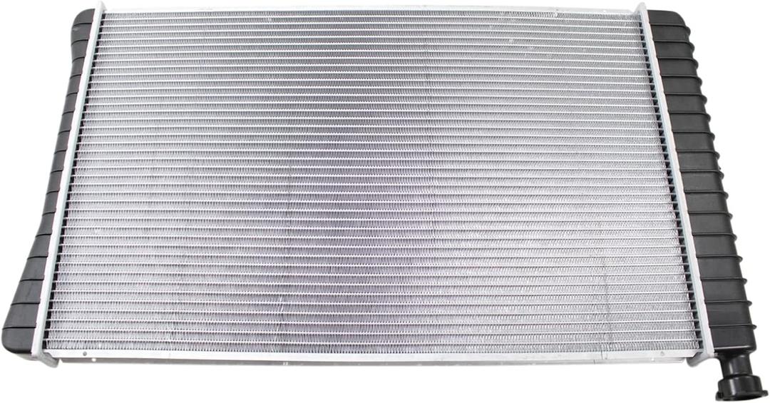 TRQ Radiator Fits Chevy GMC C/K Pickup Truck Suburban w/o Engine Oil Cooler