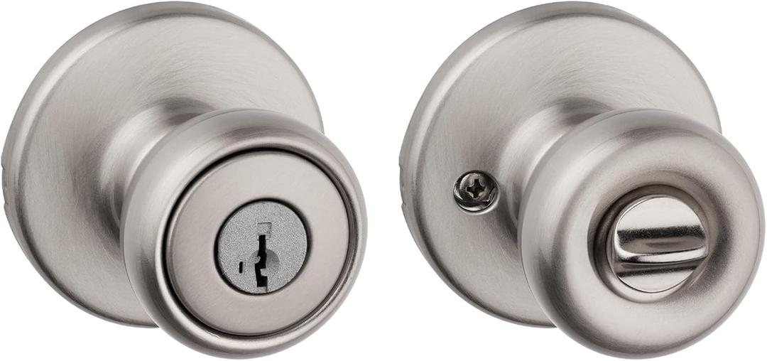 Kwikset Tylo Entry Door Knob with Lock and Key, Secure Keyed Handle Exterior, Front Entrance and Bedroom, Satin Nickel, Pick Resistant SmartKey Rekey Security and Microban (1 Pack)