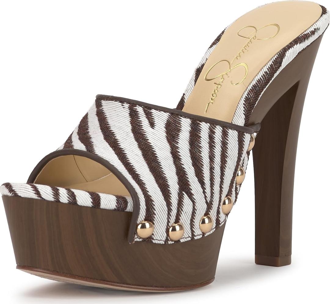Jessica Simpson Women's Cynlia 5