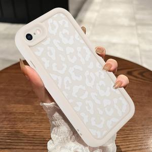 MOWIME Compatible with iPhone 7/8/SE 2020 Case, Cheetah Print Shockproof Soft TPU Protective Case for Women Girls, Slim Anti Scratch Leopard Case for iPhone 7/8/SE 2020 4.7 Inch, White