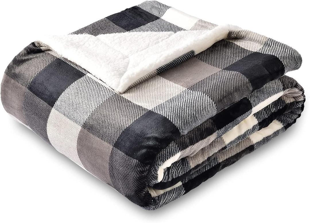 SOCHOW Buffalo Plaid Sherpa Fleece Throw Blanket, Double-Sided Checkered Super Soft Luxurious Bedding Blanket 60 x 80 inches, Black/White