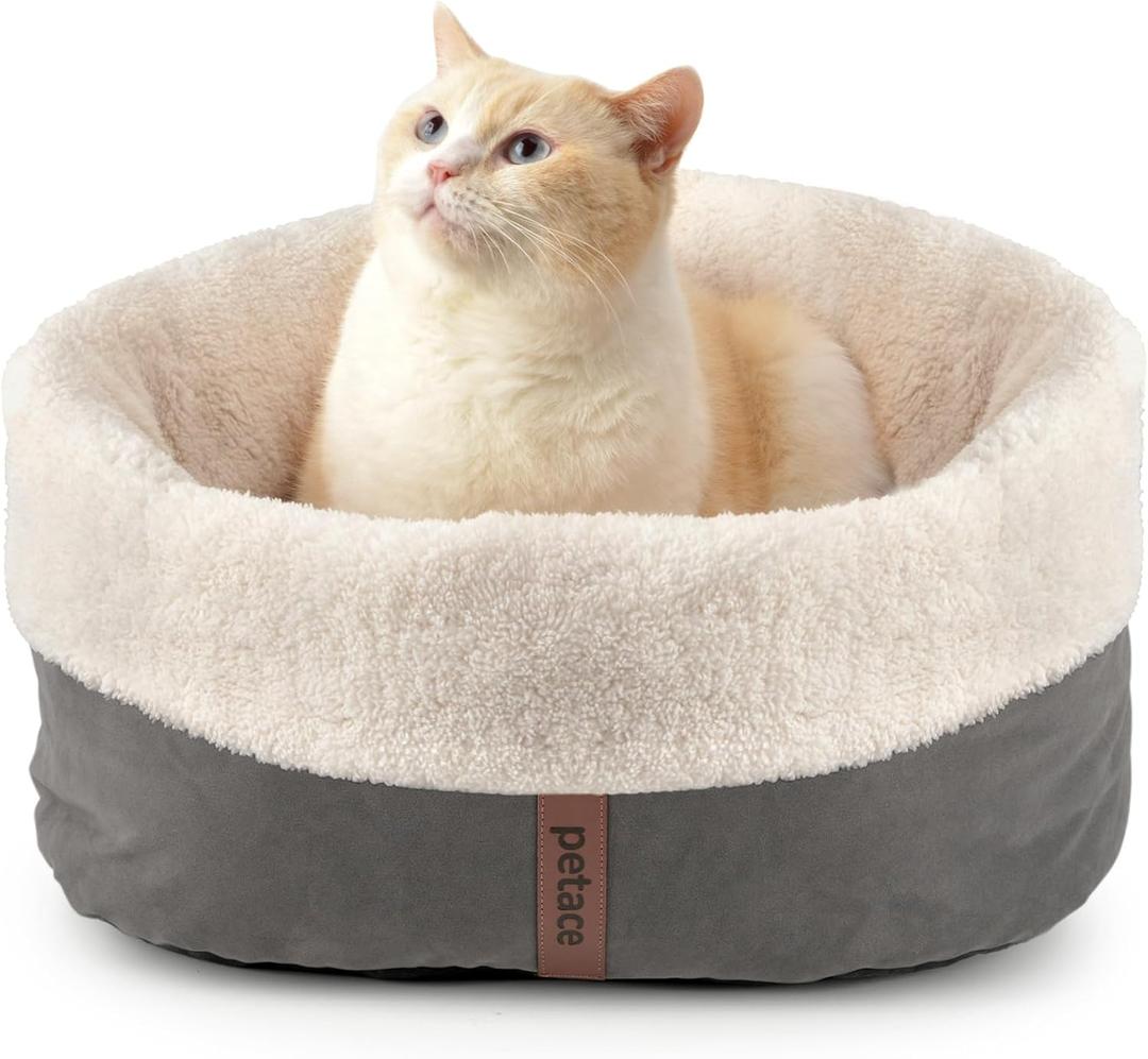 Self-Warming Cat Bed, 17.7" x 13.7" Anti-Slip Soft Round Thermal Pet Cushion Bed for Kittens, Cats, Puppies and Small Dogs (Grey)