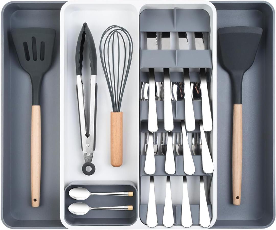 OTraki Large Silverware Organizer, Expandable Kitchen Utensil Drawer Organizer, BPA Free Cutlery Utensil Tray with Dividers, Adjustable Flatware Storage Holder for Spoons Forks Knives (6-8 Slots)