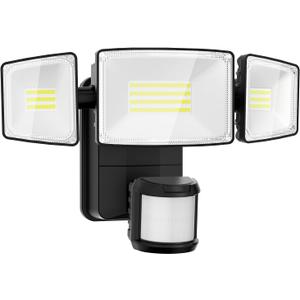 Onforu Battery Powered Motion Sensor Outdoor Lights, 2000LM 6500K Security Flood Lights, IP65 Waterproof Battery Operated Lights with Adjustable 3 Head Motion Detector LED Flood Light