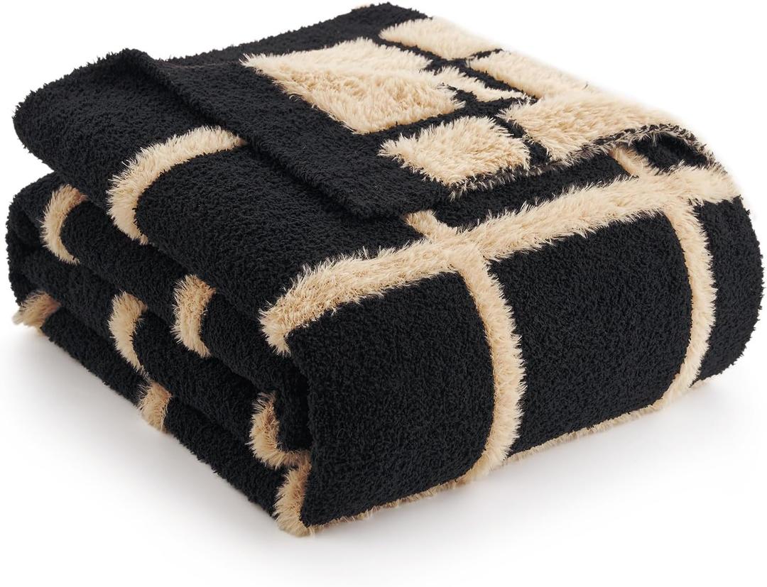 Amlie Home Checkered Knit Throw Blanket for Couch, Super Soft Fuzzy Cozy Throw, Giftable Knitted Blanket for Women Men, Birthday, Sofa Bed Living Room Decor, 50" x 60", Plaid Black