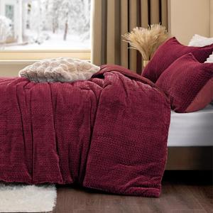 ChiXpace Flannel Fleece Comforter King Set - Furry Burgundy Leaves Pattern Faux Fur Bed Set, Winter Ultra Soft Fuzzy Comfort Set, Velvet Bedding Set for Bed with 2 Pillow Cases
