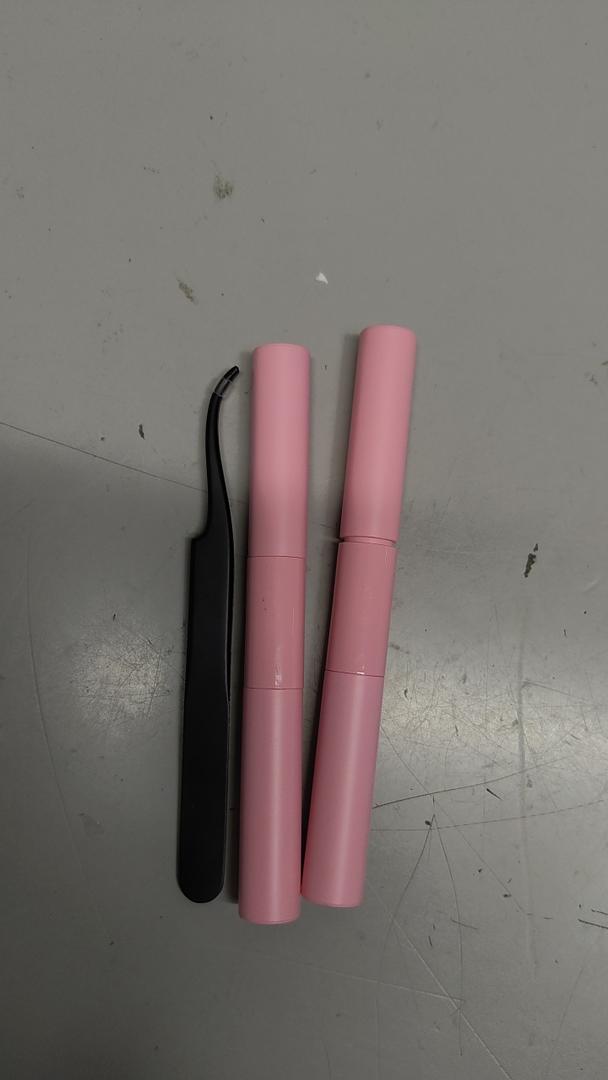 Eyelash gmGlue and Tweezers