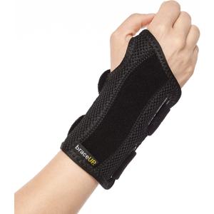 BraceUP Wrist Splint for Carpal Tunnel Right Left Hand Wrist Support for Women and Men, Daytime and Night Use, Wrist Brace for Pain Relief and Arthritis - Right Wrist (S/ M)